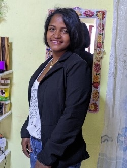 Profil de Elvie, une femme célibataire de 30 ans à Mananara