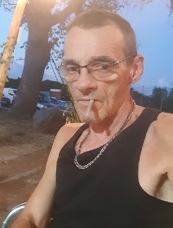 Profil de Jean Pierre, un homme célibataire de 64 ans à Châteauroux