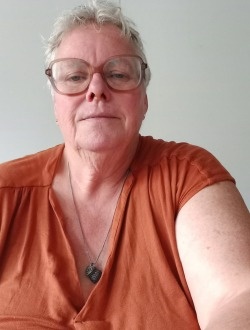 Profil de Jacqueline, une femme célibataire de 63 ans à Brest