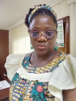 Profil de Laure, une femme célibataire de 38 ans à Douala
