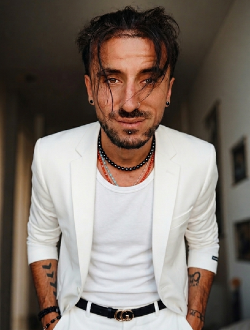 profile picture 0