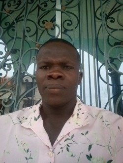 Profil de Bonaventure, un homme célibataire de 33 ans à Douala