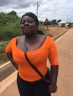 Profil de Queen, une femme célibataire de 34 ans à Aberdeen