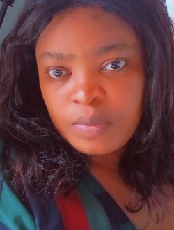 Profil de Karine, une femme célibataire de 35 ans à Douala