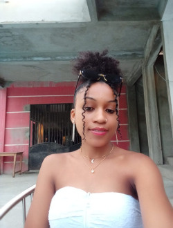 Profil de Raissa, une femme célibataire de 25 ans à Ambilobe