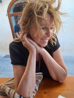 Profil de Elsa, une femme célibataire de 71 ans à Saint-Maximin-la-Sainte-Baume