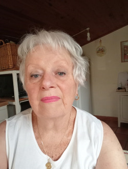 Profil de Rose, une femme célibataire de 79 ans à Sonnac
