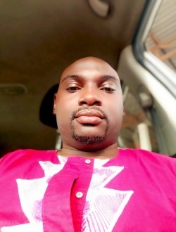 Profil de Franck, un homme célibataire de 35 ans à Yaoundé