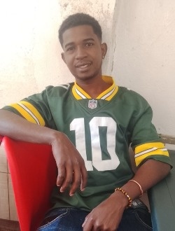 Profil de Sylvanot Randrimanjaka, un homme célibataire de 28 ans à Antananarivokely