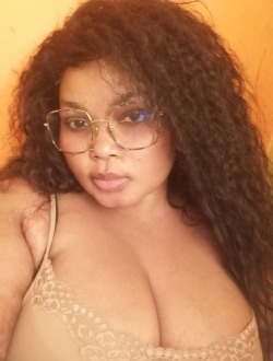 Profil de Michelle, une femme célibataire de 35 ans à Ababa