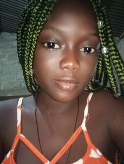 Profil de Ella, une femme célibataire de 18 ans à Abomey-Calavi