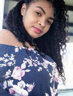 Profil de Alexandra, une femme célibataire de 28 ans à Toamasina