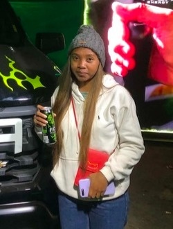 Profil de Aina, une femme célibataire de 25 ans à 1ER Arrondissement