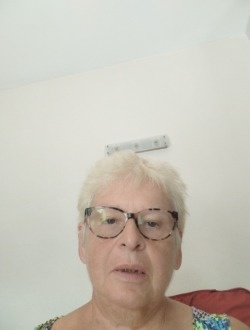 Profil de Marina, une femme célibataire de 67 ans à Saint-Malo