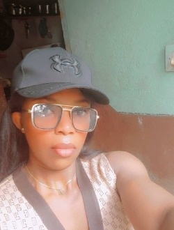 Profil de Florence, une femme célibataire de 25 ans à Douala