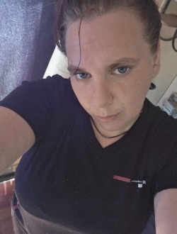 Profil de Gweb, une femme célibataire de 35 ans à Mailly-le-Château