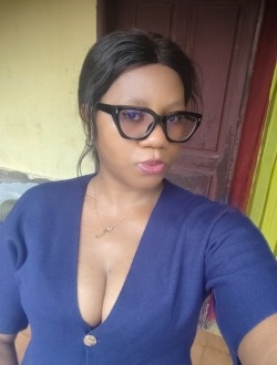 Profil de Cristelle, une femme célibataire de 28 ans à Abou