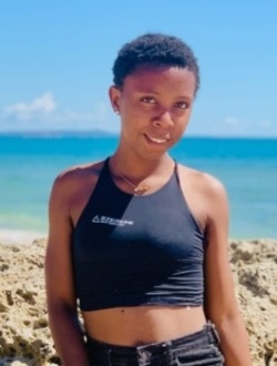 Profil de Elodie, une femme célibataire de 25 ans à Antananarivo