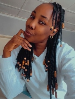 Profil de Hedwige, une femme célibataire de 33 ans à Lubumbashi
