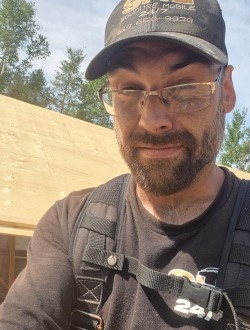 Profil de Tom, un homme célibataire de 34 ans à Rivière-Rouge