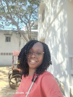 Profil de Lucie, une femme célibataire de 35 ans à Boeny-Aranta