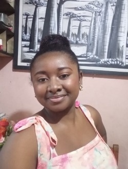 Profil de Amandine, une femme célibataire de 21 ans à 67 Ha