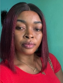 Profil de Lyda, une femme célibataire de 27 ans à Bafoussam II
