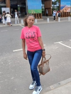 Profil de Emma, une femme célibataire de 32 ans à Antananarivo