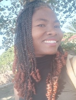 Profil de Ricah Fluance, une femme célibataire de 35 ans à Vatomandry