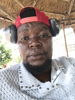 Profil de Sm, un homme célibataire de 36 ans à Navrongo