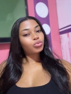 Profil de Sarah, une femme célibataire de 21 ans à Petit Abidjan-Youkou