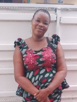 Profil de Carene, une femme célibataire de 41 ans à Abomey