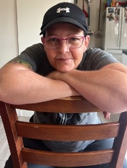 Profil de Annie, une femme célibataire de 54 ans à Ferme-Neuve