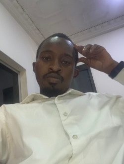 Profil de Badara, un homme célibataire de 29 ans à Dakar