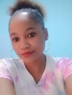 Profil de Stephanie, une femme célibataire de 27 ans à Antalaha