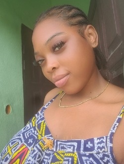 Profil de Lutrice, une femme célibataire de 24 ans à Abé