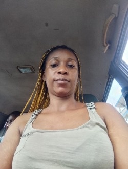 Profil de Justine Carole, une femme célibataire de 31 ans à Yaoundé