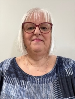 Profil de Lise, une femme célibataire de 64 ans à Sherbrooke