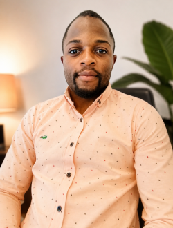Profil de Alex, un homme célibataire de 32 ans à Douala