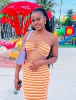 Profil de Nancy, une femme célibataire de 18 ans à Sambava