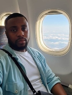 Profil de Junior, un homme célibataire de 36 ans à Douala