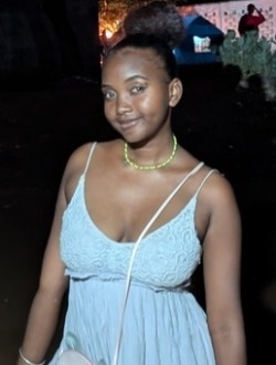 Profil de Danielline, une femme célibataire de 20 ans à Antsiranana
