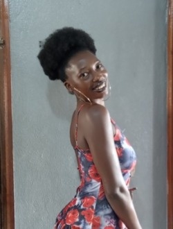 Profil de Silifigue, une femme célibataire de 33 ans à Abidjan