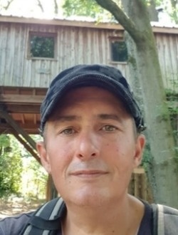 Profil de Baptiste, un homme célibataire de 49 ans à Cerfontaine
