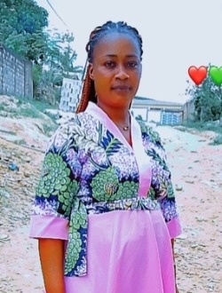 Profil de Estelle, une femme célibataire de 40 ans à Abadjin-Doumé