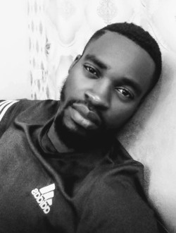 Profil de Patrick, un homme célibataire de 32 ans à Kinshasa