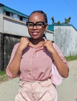 Profil de Leila, une femme célibataire de 22 ans à Toamasina