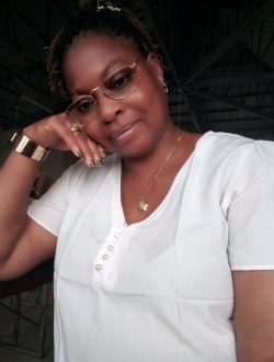 Profil de Fina, une femme célibataire de 41 ans à Cotonou