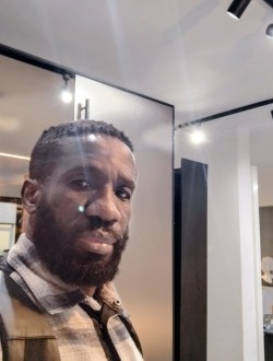 Profil de Ody, un homme célibataire de 48 ans à Nanterre