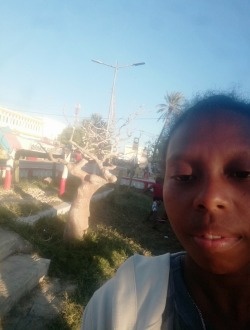 Profil de Samirah, une femme célibataire de 35 ans à 67 Ha